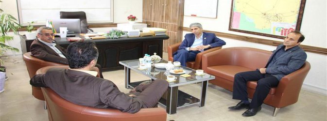 نشست رئیس دانشگاه علوم پزشکی استان سمنان با مسئولین بهداشتی، درمانی و آموزشی شهرستان های گرمسار و آرادان