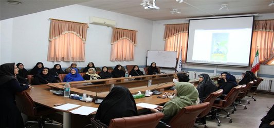 جلسه توجیهی راه اندازی کانون های سلامت محله در گرمسار برگزار شد