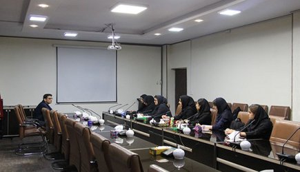 برگزاری کارگاههای آموزشی-پژوهشی در دانشگاه علوم پزشکی آزاد اسلامی تهران