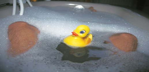 Hot baths could improve depression as much as physical exercise