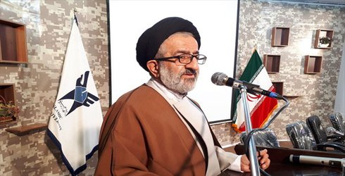 حجت‌الاسلام ابراهیمیان:  دانشجوی طالب علم نباید خود را فارغ‌التحصیل بداند