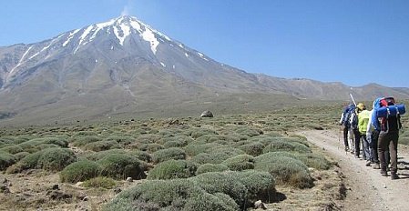 جستجو برای یافتن دانشجوی کارشناسی ارشد جغرافیای سیاسی دانشگاه تهران در مسیر جنوبی دماوند