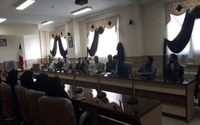 برگزاری نشست صمیمی کارمندان با ریاست واحد