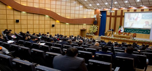 در دانشگاه آزاد تبریز؛
همایش ایده‌پردازی و کارآفرینی در حوزه کیف و کفش برگزار می‌شود