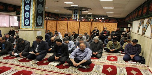 گزارش تصویری از قرائت دعای پرفیض توسل و سوگواری دانشگاهیان واحد تهران شمال در واپسین روزهای ماه صفر