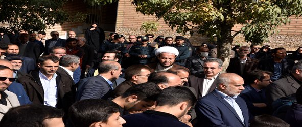 حضور پر شور دانشگاهیان دانشگاه شهرکرد در راهپیمایی ۱۳ آبان