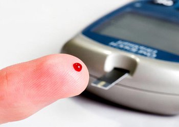 سرپرست شبکه بهداشت و درمان دیر:
ورزش خطر ابتلا به دیابت را کاهش می‌دهد