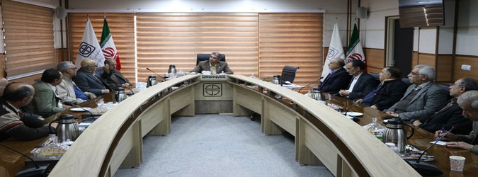 دیدار اعضای کانون بازتشستگان دانشگاه با رئیس دانشگاه علوم پزشکی استان سمنان