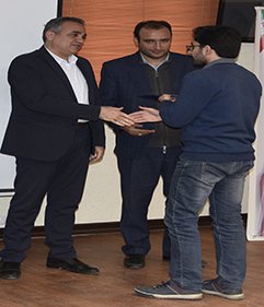 معرفی برگزیدگان نخستین جشنواره استانی نشریات دانشگاهی (نگاره دانشجویی ۱) در دانشگاه شهرکرد