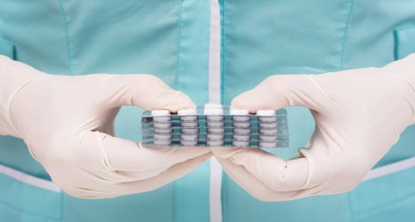 Antibiotic prescribing influenced by team dynamics within hospitals 