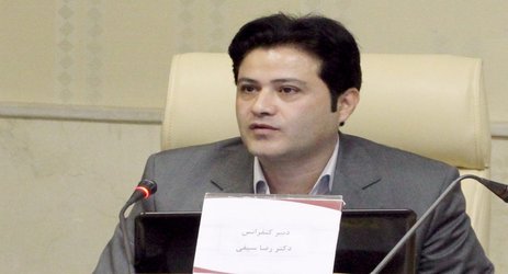 سیفی: هدف از برگزاری کنفرانس برق، جهت دادن به پایان نامه ها و طرح های تحقیقاتی است