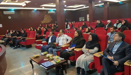 دومین سمپوزیوم تزیاری تخصصی دکترای شیمی آلی و کارشناسی های ارشد دانشکده شیمی دارویی برگزار شد