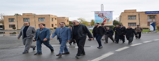 در هفته بسیج صورت گرفت: همایش پیاده روی دانشگاهیان دانشکاه کردستان برگزار شد