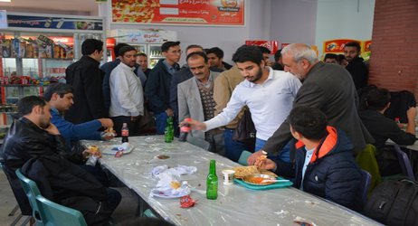 گزارش تصویری-بازدیدسرزده رئیس دانشگاه آزاد اسلامی مشهد از سلف سرویس دانشجویان  