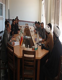 برگزاری جلسه هم اندیشی دانشگاه هاو مراکز آموزش عالی استان چهار محال وبختیاری  با مرکز الگوی اسلامی- ایرانی پیشرفت کشور در دانشگاه شهرکرد