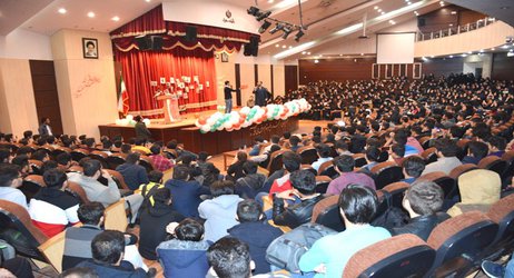 گزارش تصویری۲-برگزاری جشن روز دانشجو با عنوان" سه قطره خون" به همت بسیج دانشجویی دانشگاه آزاد اسلامی مشهد