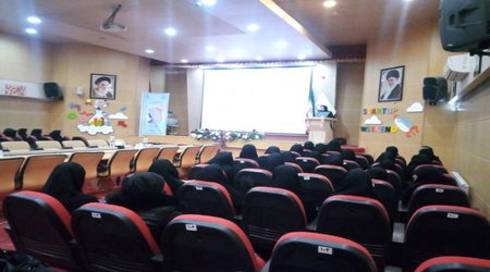 همایش سرطان های زنان با شعار قابل پیشگیری و درمان در دانشگاه علوم پزشکی تربت حیدریه برگزار شد