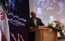 سخنرانی دکتر گیوریان معاونت آموزشی و تحصیلات تکمیلی واحد تهران غرب در چهارمین جشن دانش آموختگی