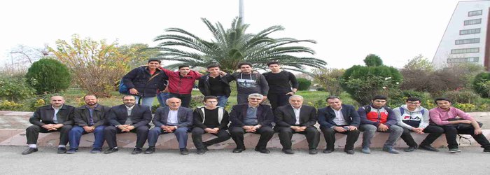 گزارش تصویری از بازدید دانش آموزان دبیرستانی از دانشگاه آزاد اسلامی واحد ساری به مناسبت هفته پژوهش