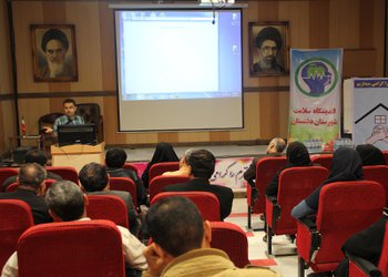 کارشناس معاونت غذا و داروی دانشگاه علوم پزشکی بوشهر:
تغذیه سالم به عنوان یکی از مهم‌ترین جنبه‌های سلامت شناخته‌شده است
