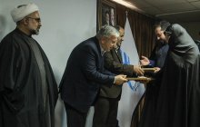رونمایی از برنامه های علمی دانشگاه آزاد اسلامی واحد تهران شمال و تقدیر از پژوهشگران برتر واحد