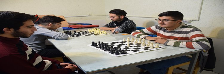 برگزاری مسابقات شطرنج داخل موسسه