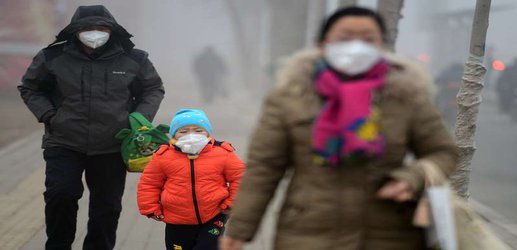 Bacteria live in China’s thick smogs and may be making it even worse