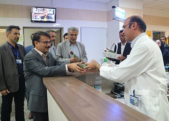 توسط شهردار بوشهر صورت گرفت؛
تجلیل از پرستاران مرکز آموزشی درمانی شهدای خلیج فارس به مناسبت روز پرستار/گزارش تصویری