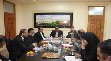 برگزاری کمیسیون دائمی هیئت امنای دانشگاه آزاد اسلامی استان هرمزگان