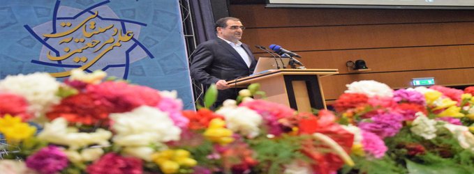 وزیر بهداشت در جمع ۶۲۰ دانشمند برتر علوم پزشکی کشور: دکتر ملک زاده بدون تردید برترین دانشمند اعتمادآفرین جمع حاضر است