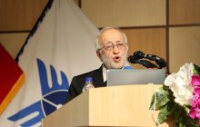 نبوی:  عنصر نظریه‌پردازی در دانشگاه‌های ایران تاکنون مسکوت بوده است