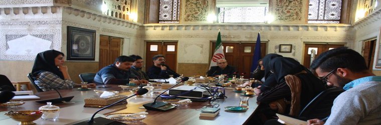 نشست دبیران انجمن های علمی با ریاست دانشگاه هنر اصفهان