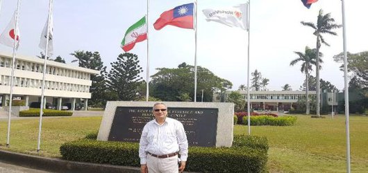 مقام برتر عضو هیأت علمی دانشگاه یاسوج در کنفرانس بین المللی مالزی