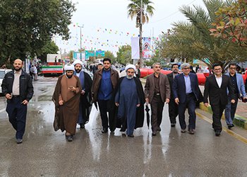 همراهی مسئولان و کارکنان دانشگاه علوم پزشکی بوشهر با مردم در راهپیمایی ۲۲ بهمن/ گزارش تصویری