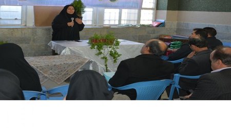 برگزاری اختتامیه نمایشگاه خود مراقبتی با سبک زندگی سالم در کانون سلامت محله چمران