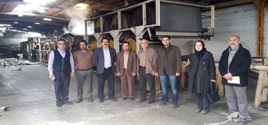 بازدید اعضای هیات‌علمی گروه علوم و مهندسی کاغذ از کارخانه مقواسازی استرآباد