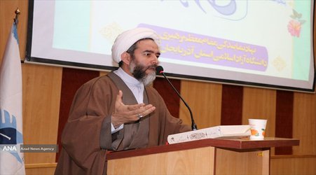 ابراهیم‌زاده تشریح کرد:
رسالت‌‌های دانشگاه در گام دوم انقلاب اسلامی