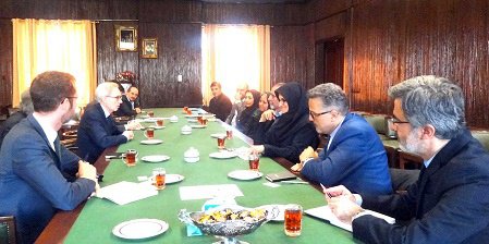 دیدار هیات فرانسوی با مسئولان دانشکده حقوق و علوم سیاسی دانشگاه تهران