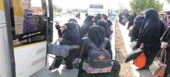 اعزام دانشجویان دختر دانشگاه سمنان به اردوی راهیان نور 