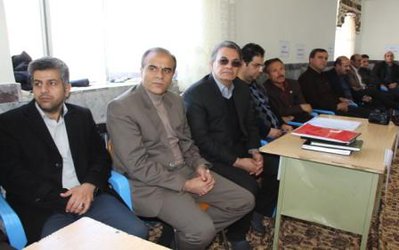 برگزاری میز خدمت در روستای سرریز