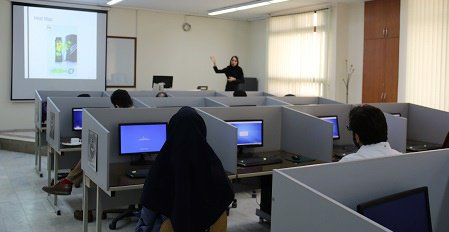 بازدید مدیران پارک علم و فناوری از آزمایشگاه تحقیقات کسب و کار دانشگاه تهران