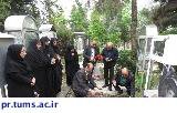 حضور کارکنان بیمارستان بهرامی در بهشت زهرا در سالگرد شهدای بیمارستان