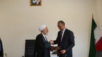 امضای تفاهم‌نامه همکاری میان دانشگاه قم و منتدی السلام الدولی با مرکزیت بغداد